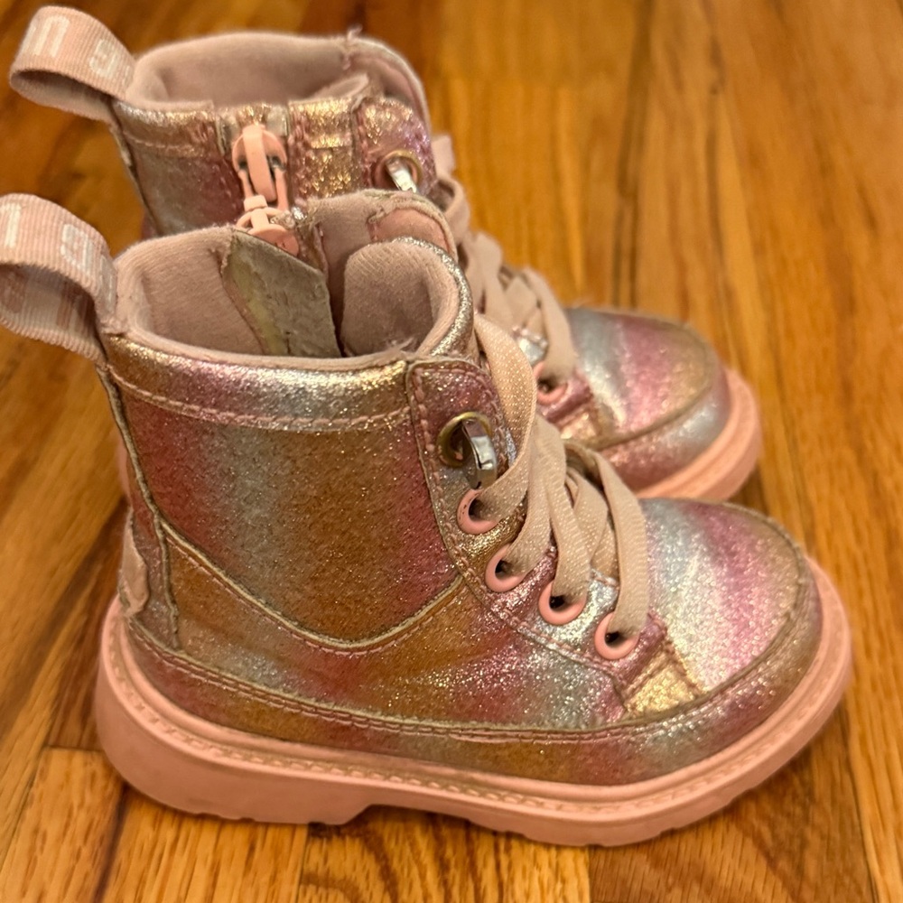 UGG Girls' Iridescent Pink Glitter Lace-Up Boots